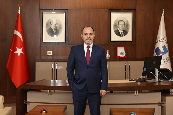 PAÜ Rektörü Mahmud Güngör